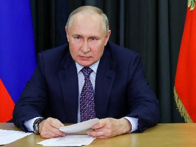 Владимир Путин поддержал предложение о присвоении городу Рязани почетного звания «Город трудовой доблести»